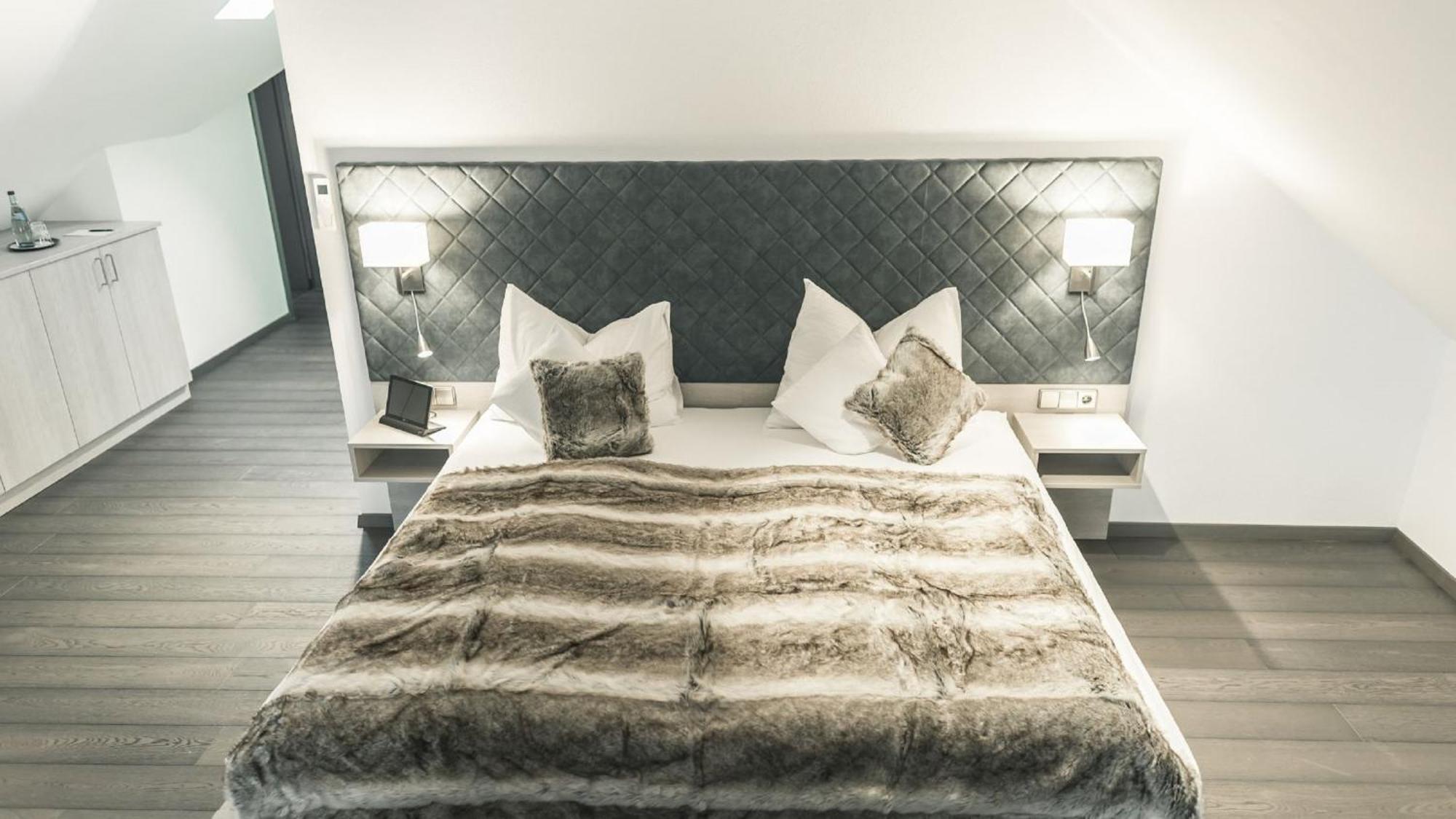 Landhotel Waldeck Fremdingen エクステリア 写真