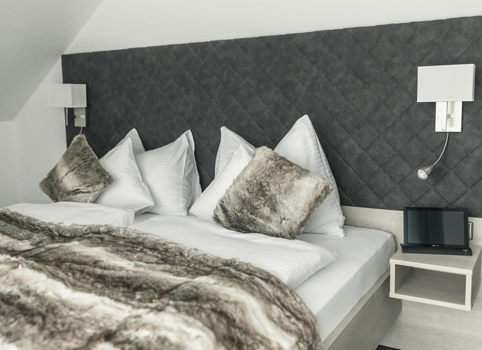 Landhotel Waldeck Fremdingen エクステリア 写真